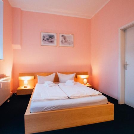 Hotel My Bed Дрезден Екстериор снимка